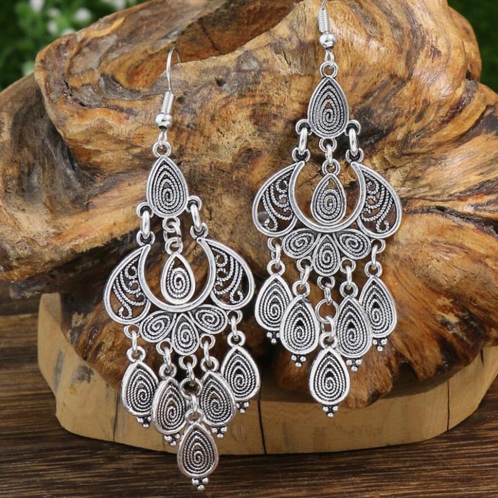 Elegant Silver Chandelier Earrings - Picture 3 of 6